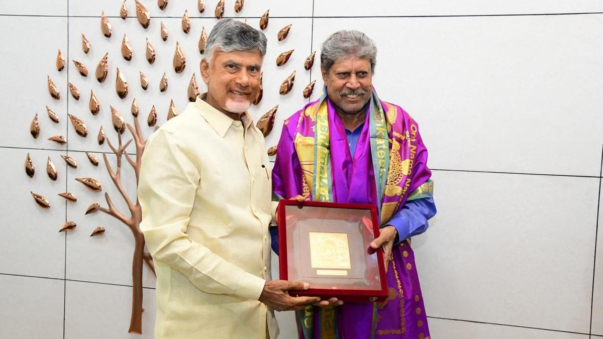 Kapil Dev meets Andhra Pradesh Chief Minister Chandrababu Naidu