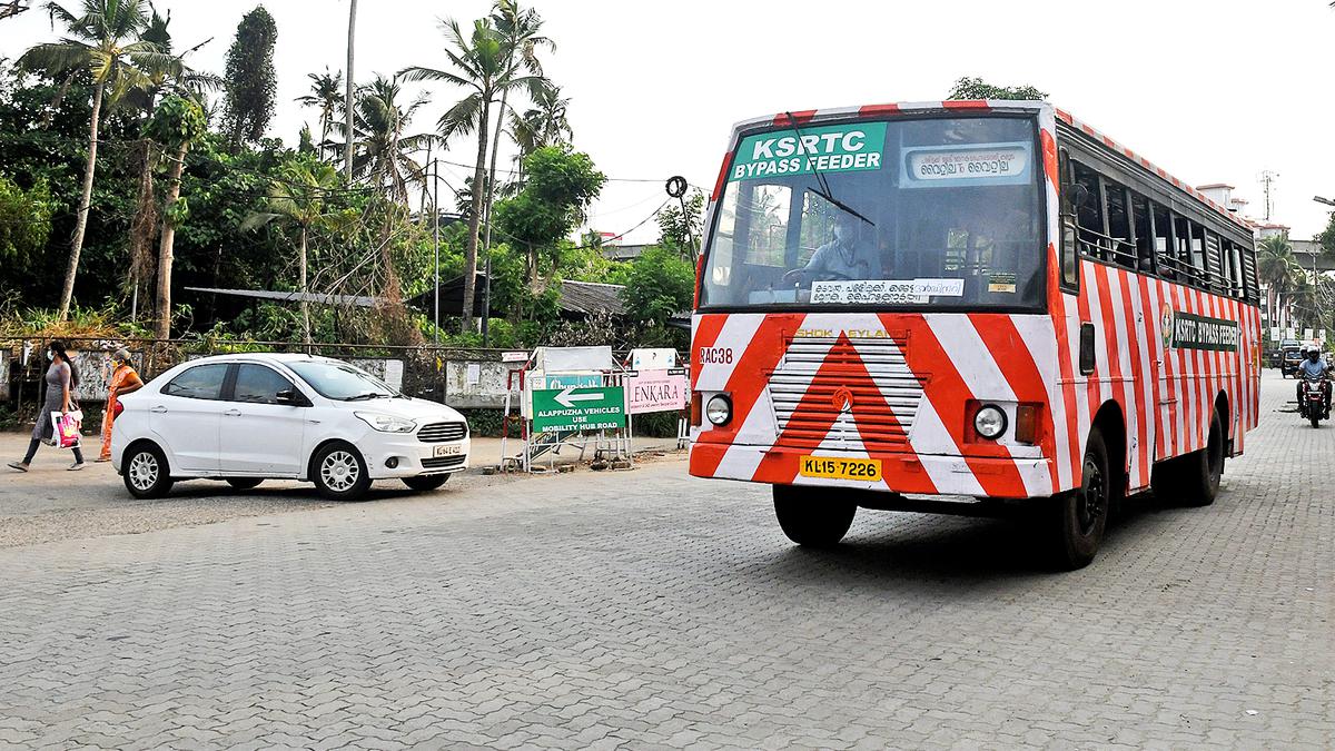 KSRTC Strike Hits Inter-district Passengers In Kozhikode - The Hindu