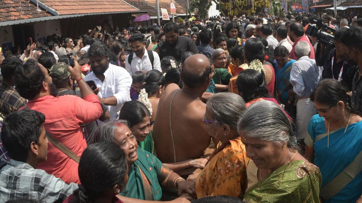 Chariots to converge this evening marking Kalpathy car fest finale