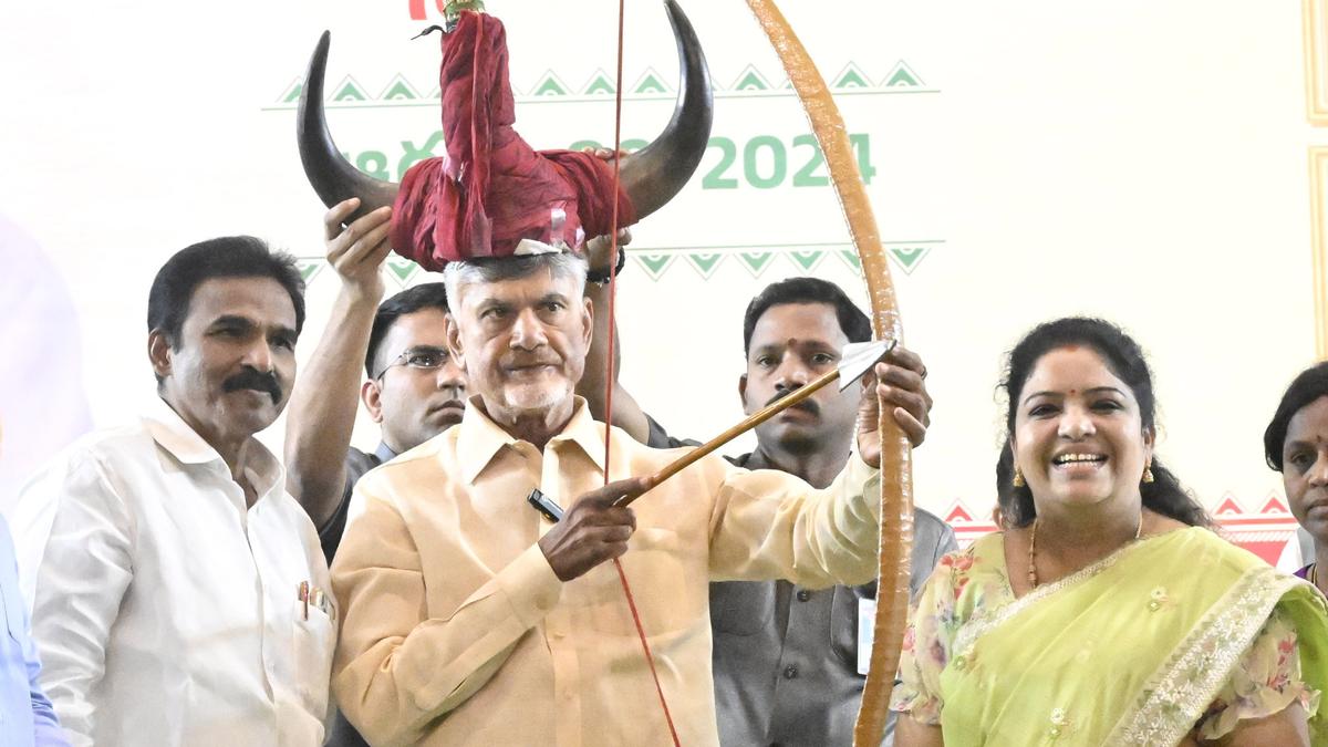 World Adivasi Day: Chandrababu Naidu promises steps to ensure ‘zero poverty’ among tribals in Andhra Pradesh