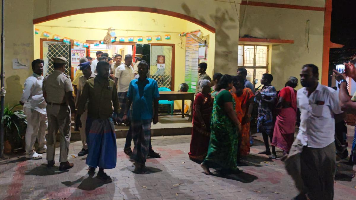 Six policemen placed under suspension over the death of a temple security guard in Sivaganga