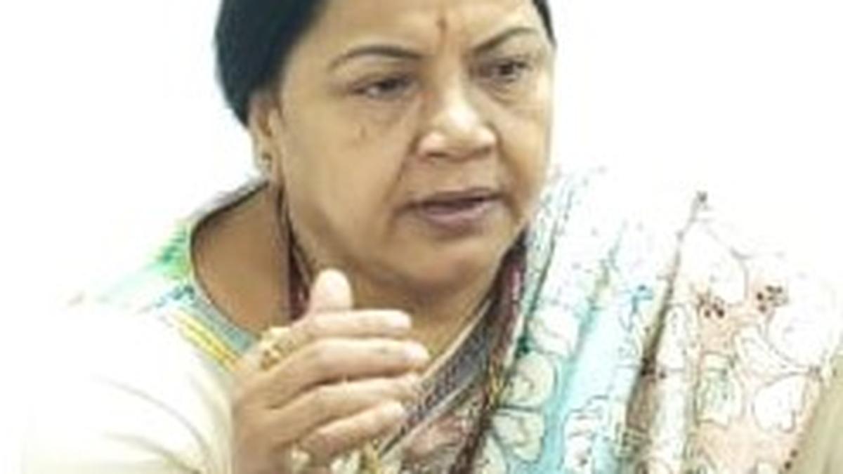 NCW chief hears 54 women’s grievances at Jansunwai event