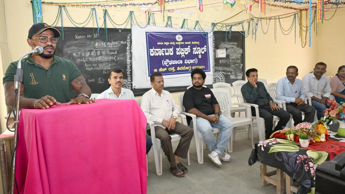 MMA champion visits alma mater in Shivamogga, speaks to students