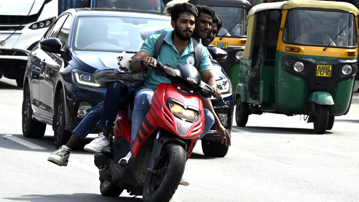 Helmetless riding: BTP books 4,617 cases in a single day