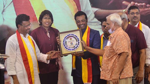 Leander, Jhulan get East Bengal’s highest honour