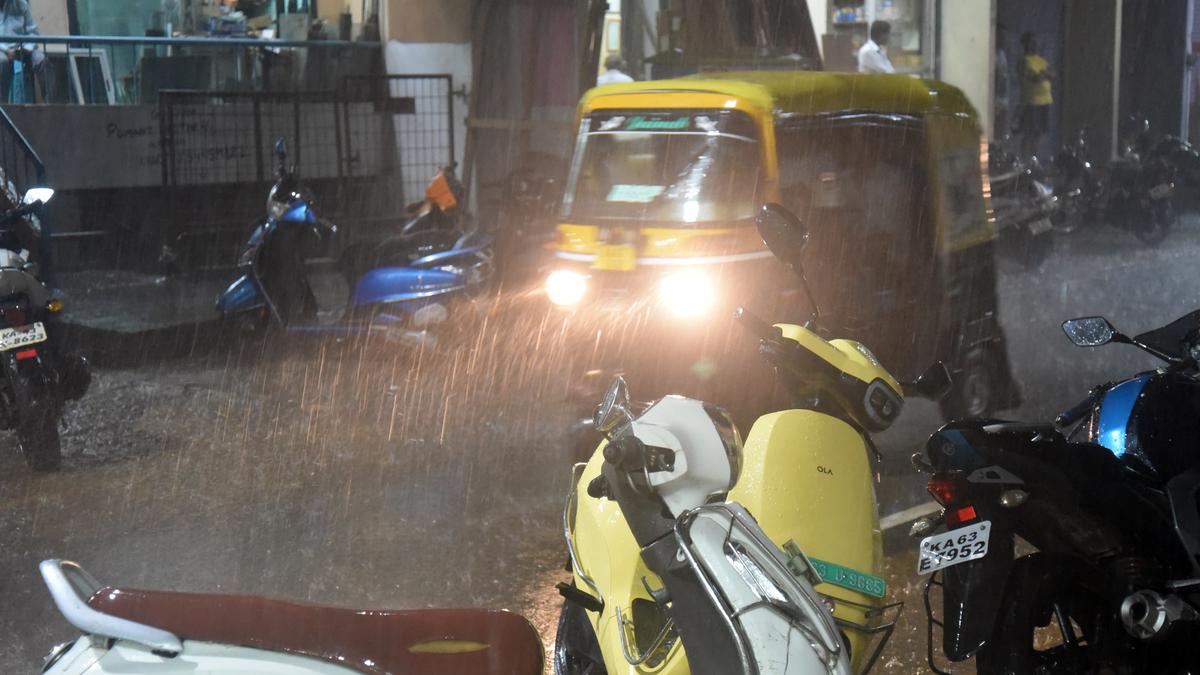 Councillors upset over lack of preparation to handle monsoon woes in Hubballi-Dharwad