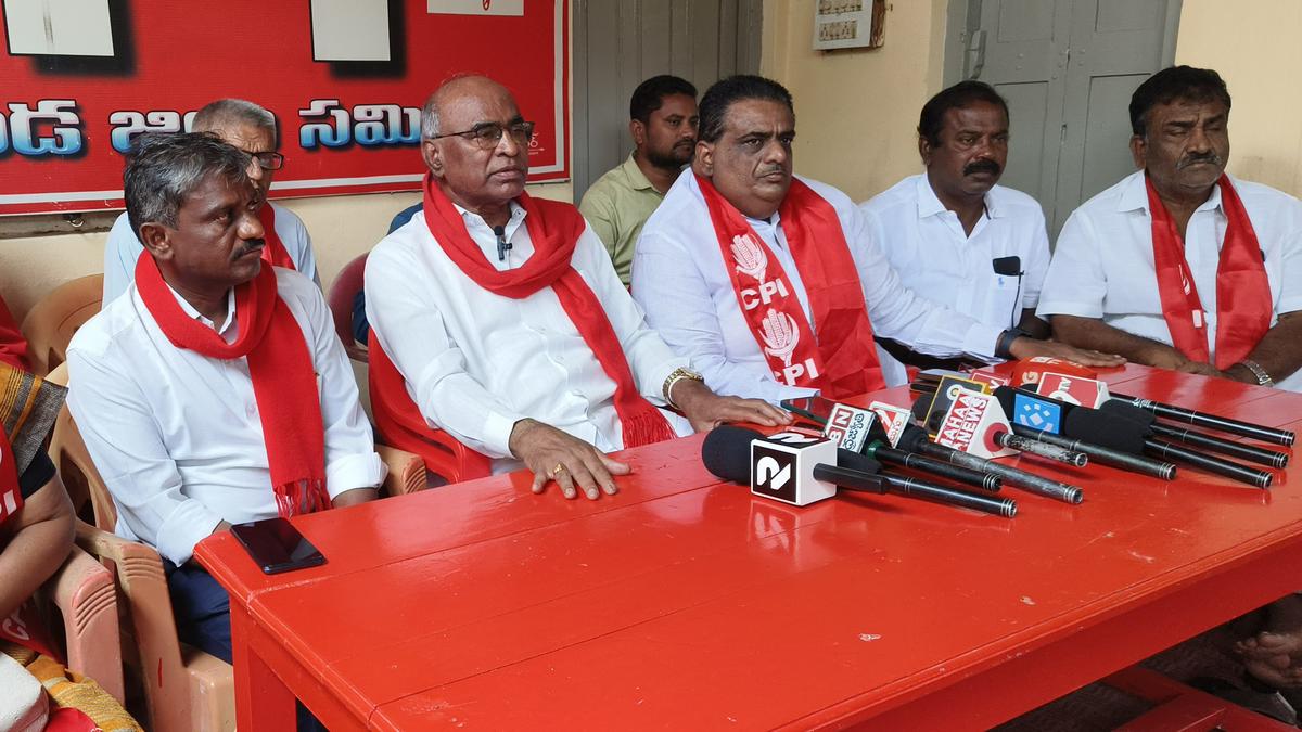 CPI leader Chada Venkat Reddy demands a detailed probe into GST scam  