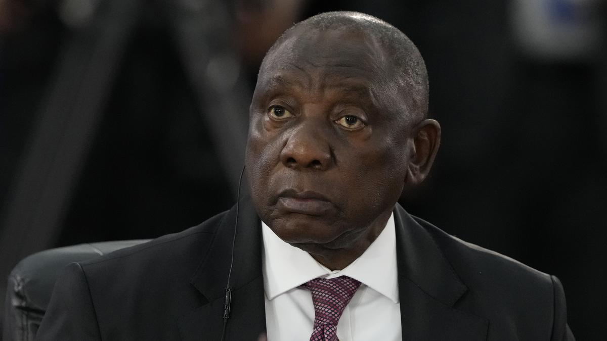 https://th-i.thgim.com/public/incoming/2vn0j9/article69938370.ece/alternates/LANDSCAPE_1200/South_Africa_Trump_57781.jpg