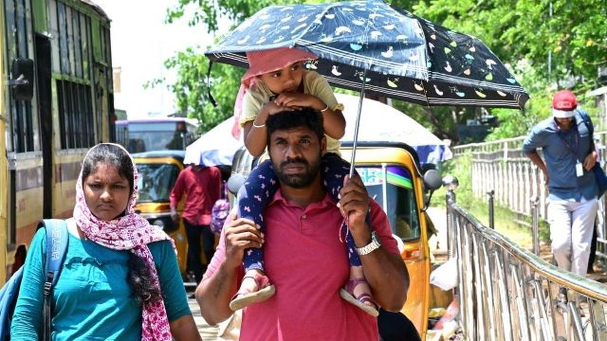 Commuters seek bus services from Vandalur railway station