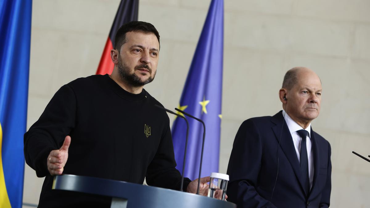 Ukraine's Zelensky signing security agreements with Germany, France as Kyiv shores up support