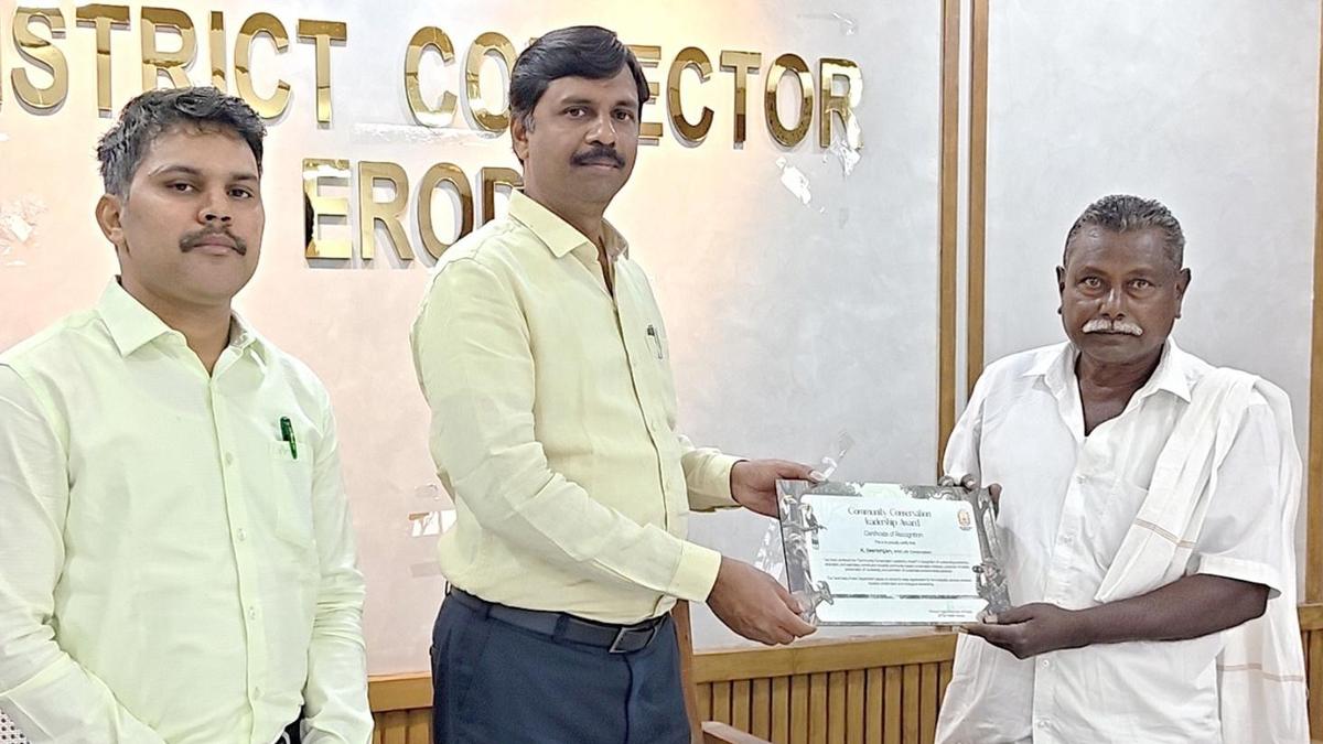Community Conservation Leadership Award presented to seven persons in Erode district