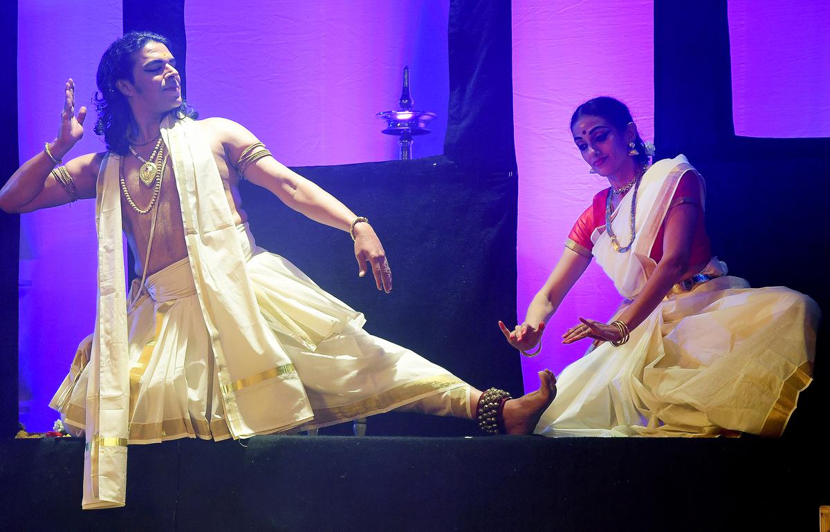 Dance performance by Sheejith Krishna - Sri Padmanabhhsavamy Panguni Uthsavam and Aippasi Utsavam for Natyarangam 2022, at Narada Gana Sabha .