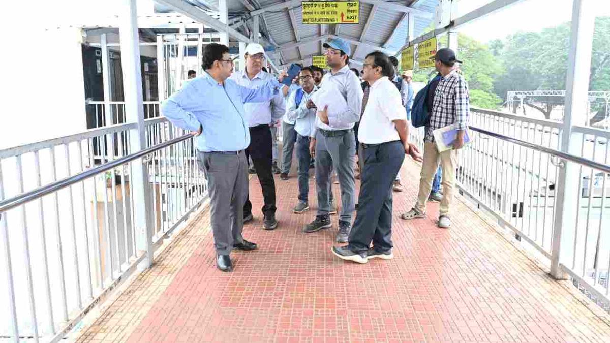 Wailtair DRM conducts comprehensive safety inspection of Vizianagaram-Rayagada railway line