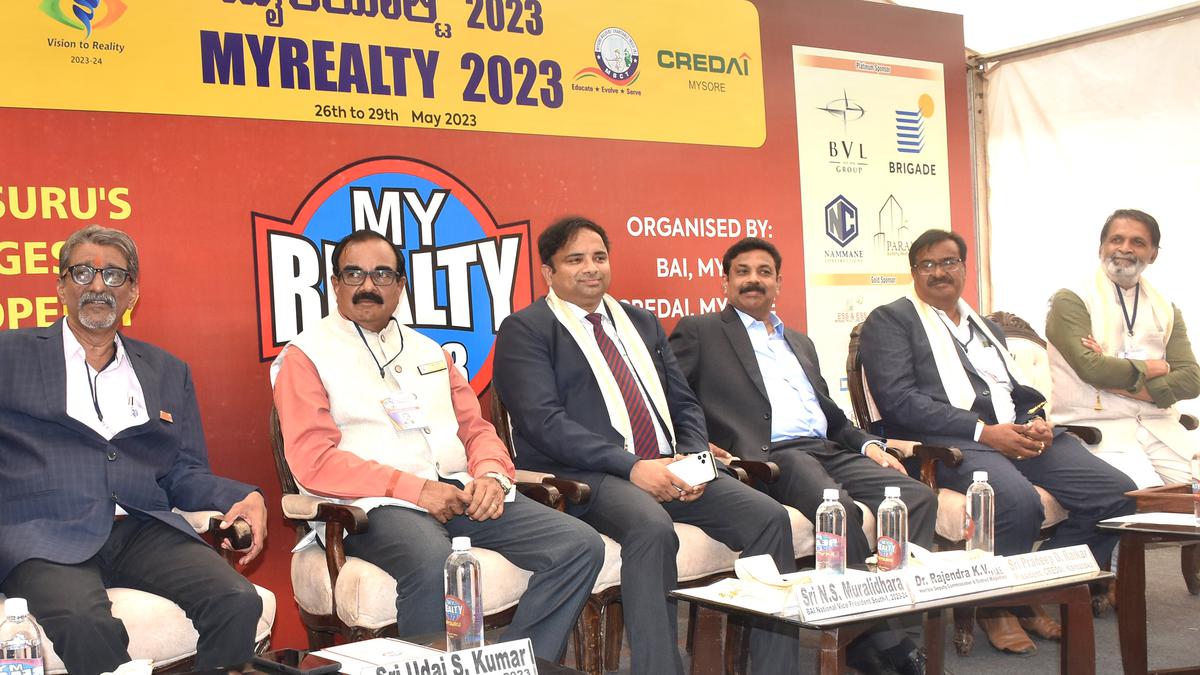 Industry facing labour shortage in State, says CREDAI