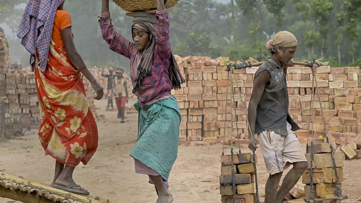 CITU Tripura demands proper wage for migrant brick kiln workers