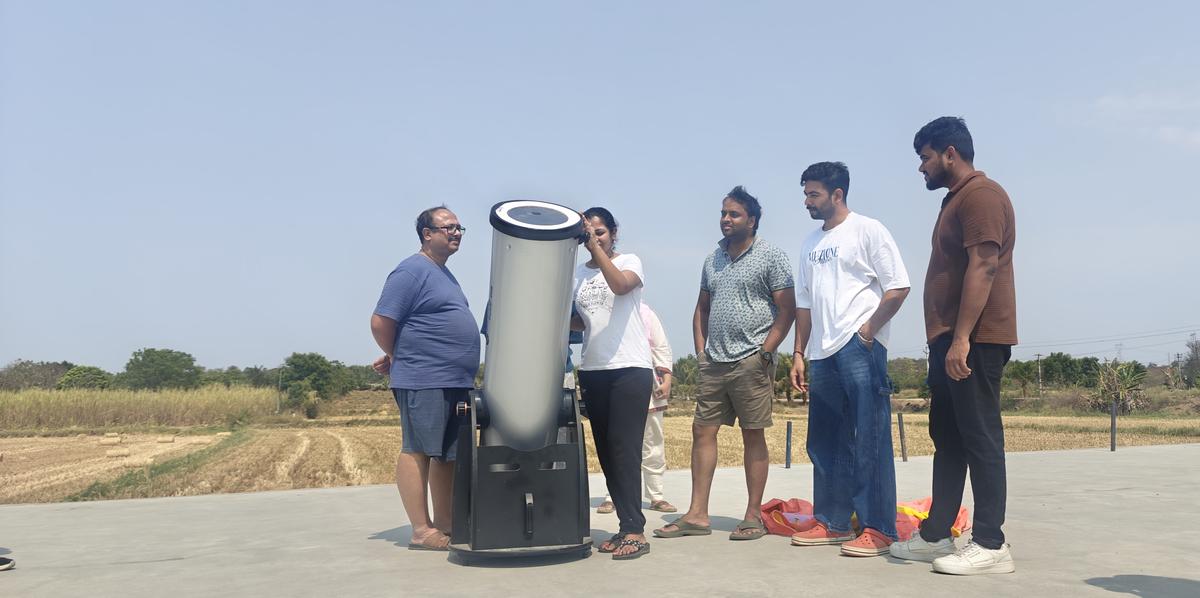 Observação solar com filtro Observação solar com filtro