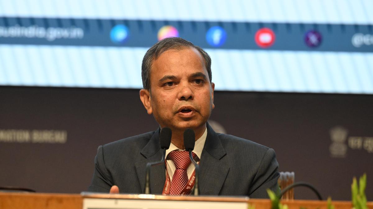 State Census offices told to monitor online narratives