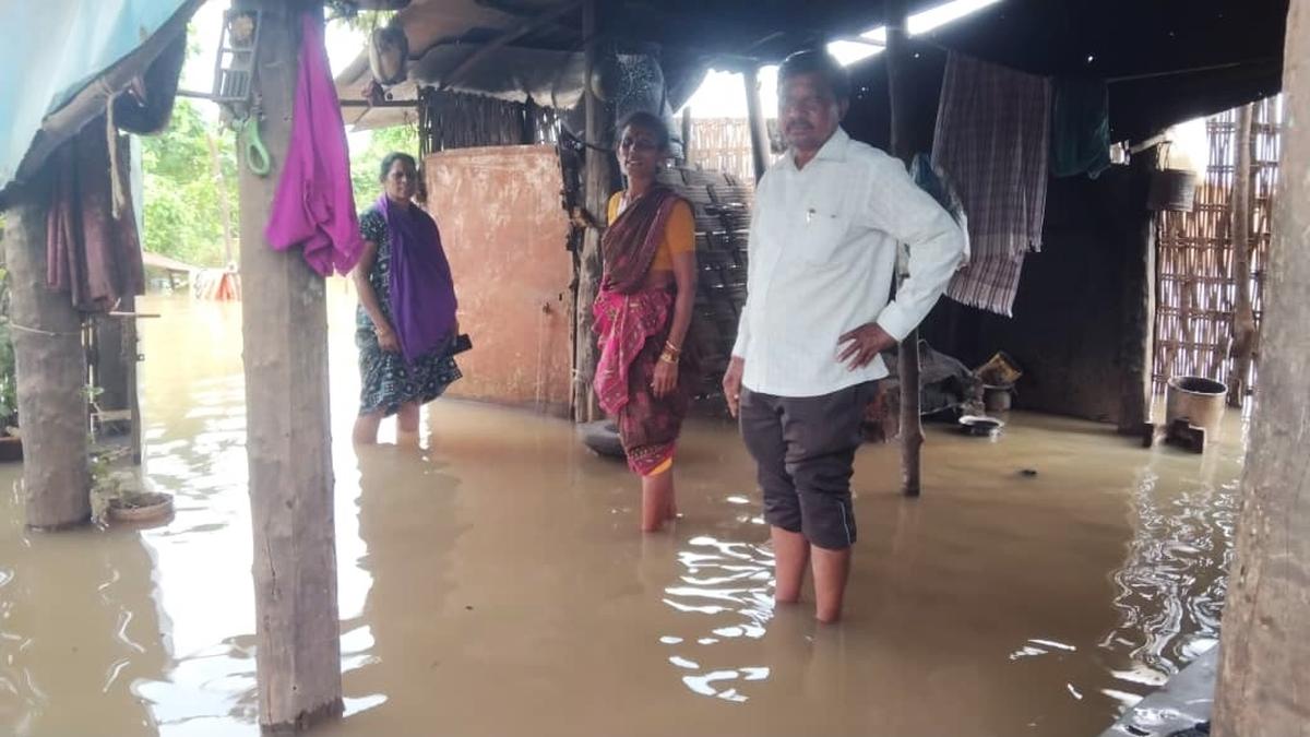 Godavari floods cut off 13 road networks in Polavaram submergence area