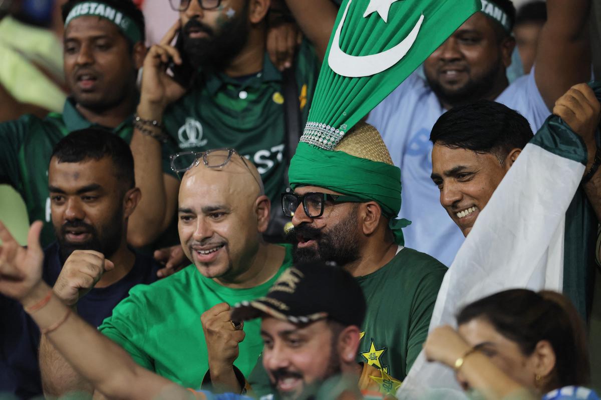 I tifosi del Pakistan hanno avuto molto meno da tifare durante la partita della Coppa del Mondo ICC T20 del loro paese contro l'India allo stadio R Premadasa di Colombo, Sri Lanka, il 15 febbraio (domenica).