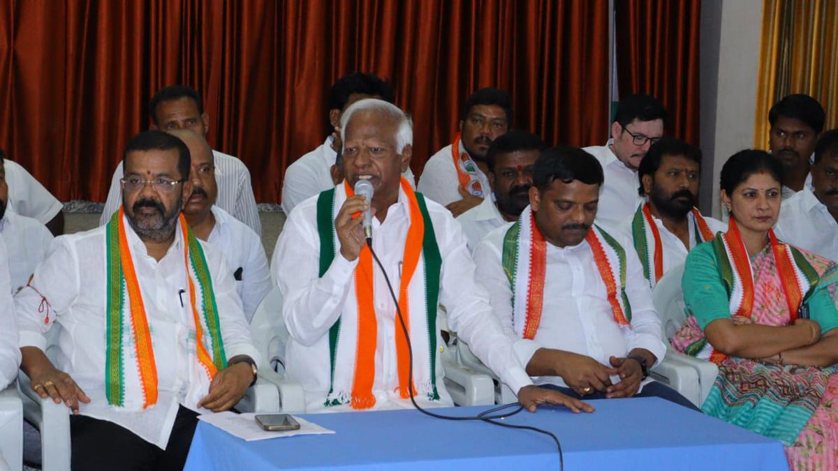 BRS will wind up after Lok Sabha elections, predicts Kadiyam Srihari