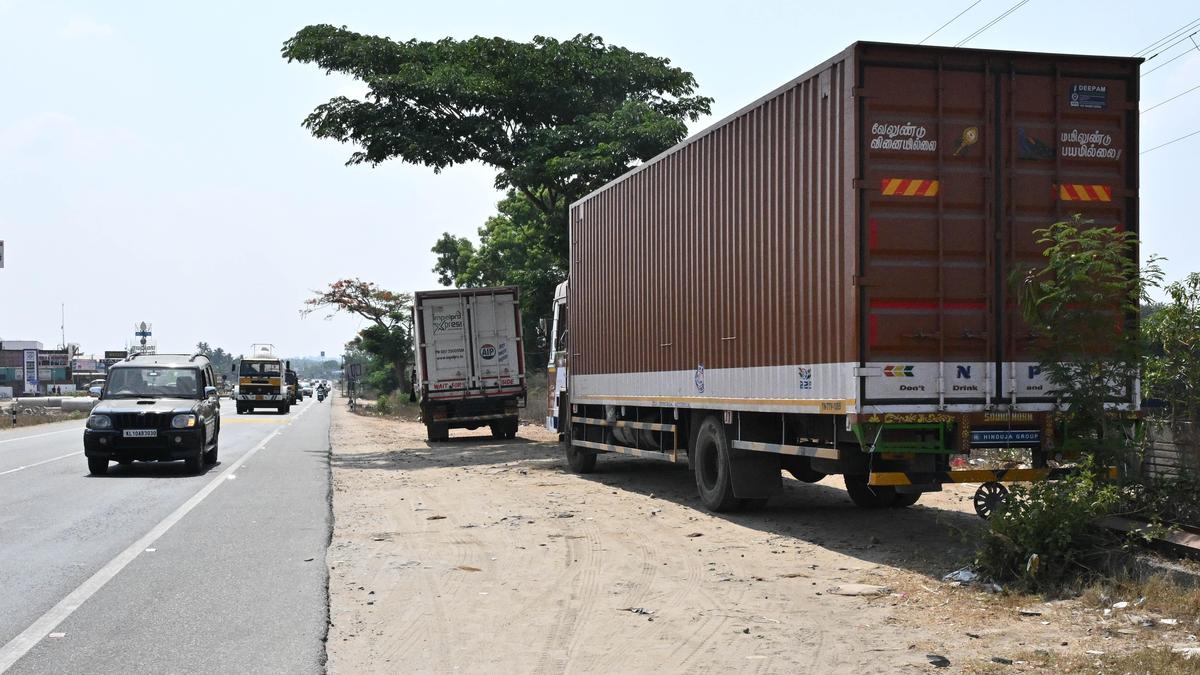 Supreme Court order on safety on highways should be implemented: Chamber of Commerce