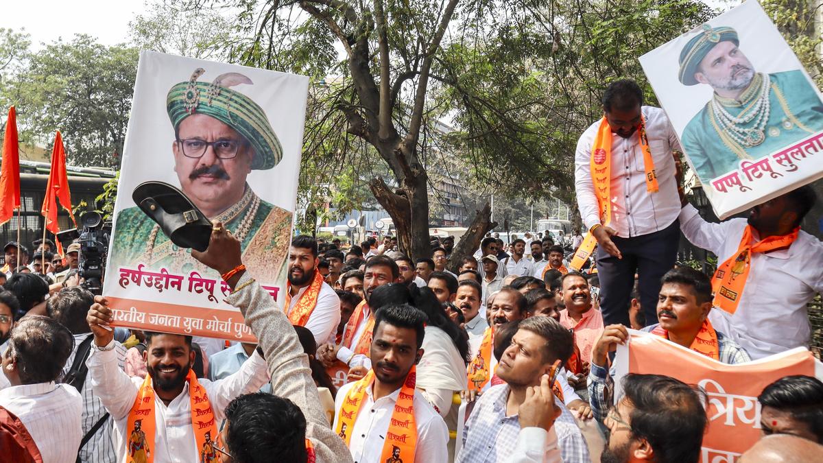 Tipu Sultan row: FIR against Maharashtra Congress chief; stone throwing in Pune