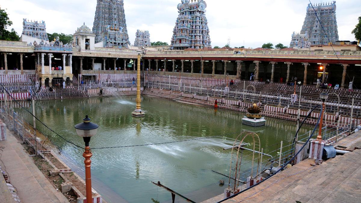 File report on steps taken to chant Tamil hymns at consecration of Meenakshi temple, HC tells T.N. government