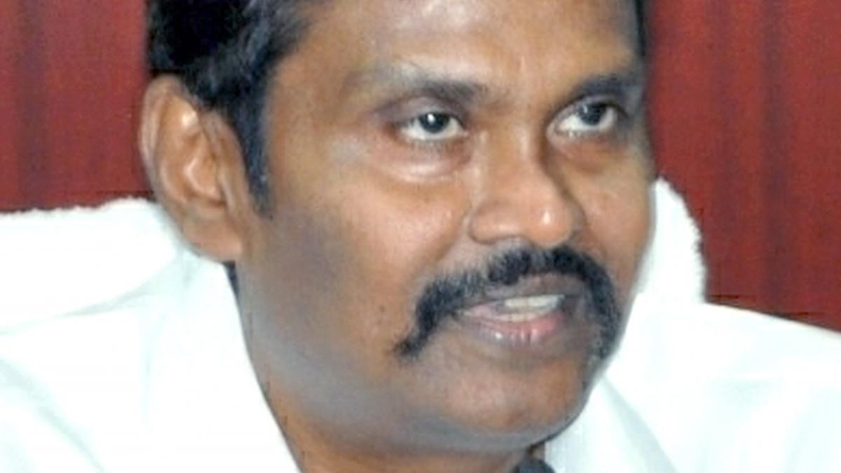 Andhra Pradesh Govt. decides to initiate disciplinary action against IPS officer P.V. Sunil Kumar