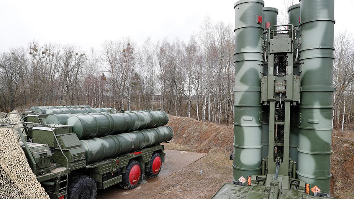 Russia supplying S-400 air defence systems to India on schedule: defence official