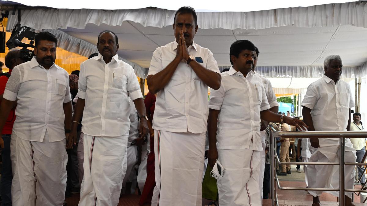 Velumani says his group’s intention is not to cause a split in the AIADMK
