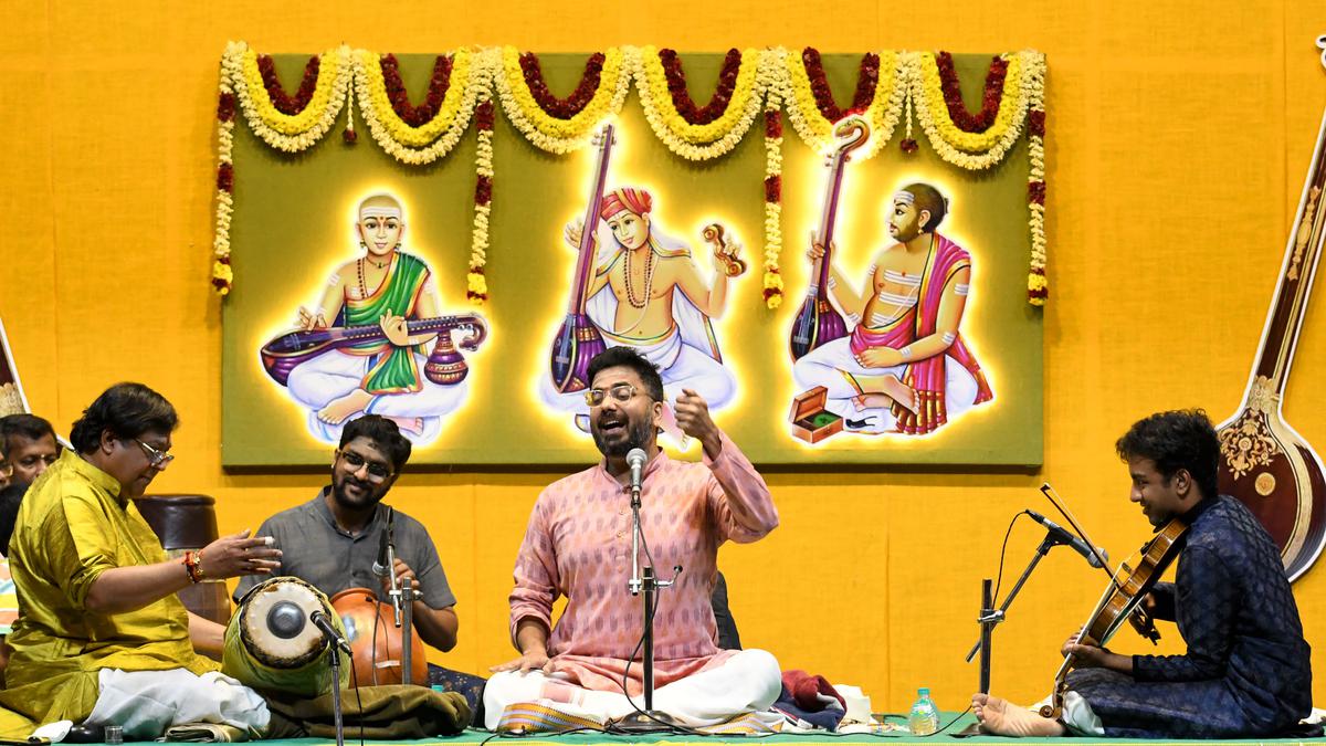 Exotic melody by Bharat Sundar enthrals rasikas