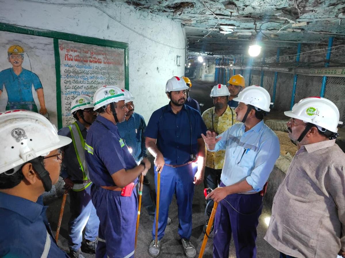 thehindu.com - The Hindu Bureau - Peddapalli MP G. Vamsi Krishna inspects 11 incline mine, vows to espouse cause of Singareni workers