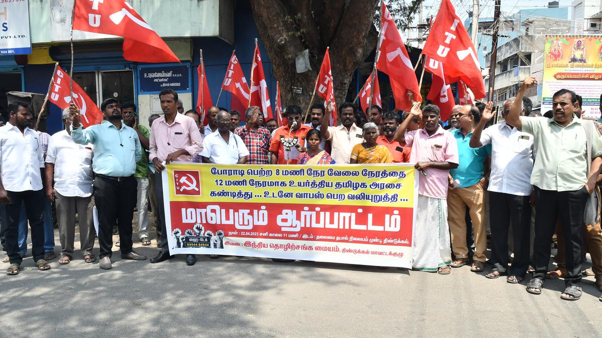 CITU stages protest against Bill allowing 12-hour work shift in factories