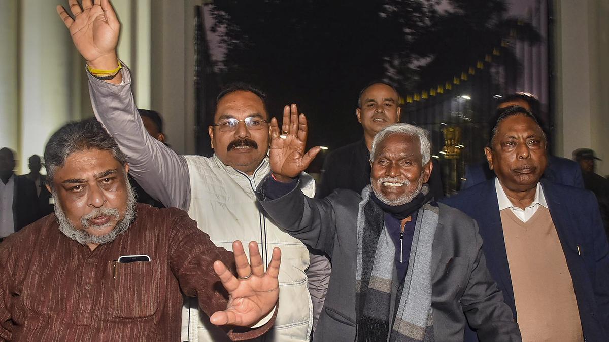Jharkhand Governor nominates Champai Soren as Chief Minister