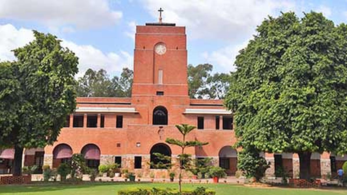 Bomb threats to Delhi’s St. Stephen’s College, Mayur Vihar