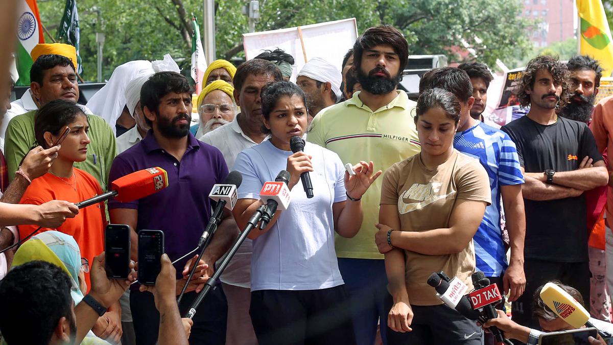 Manifestation des lutteurs |  Sera assis sur un jeûne jusqu’à la mort à la porte de l’Inde, les médailles seront remises à Ganga aujourd’hui soir : Sakshi Malik