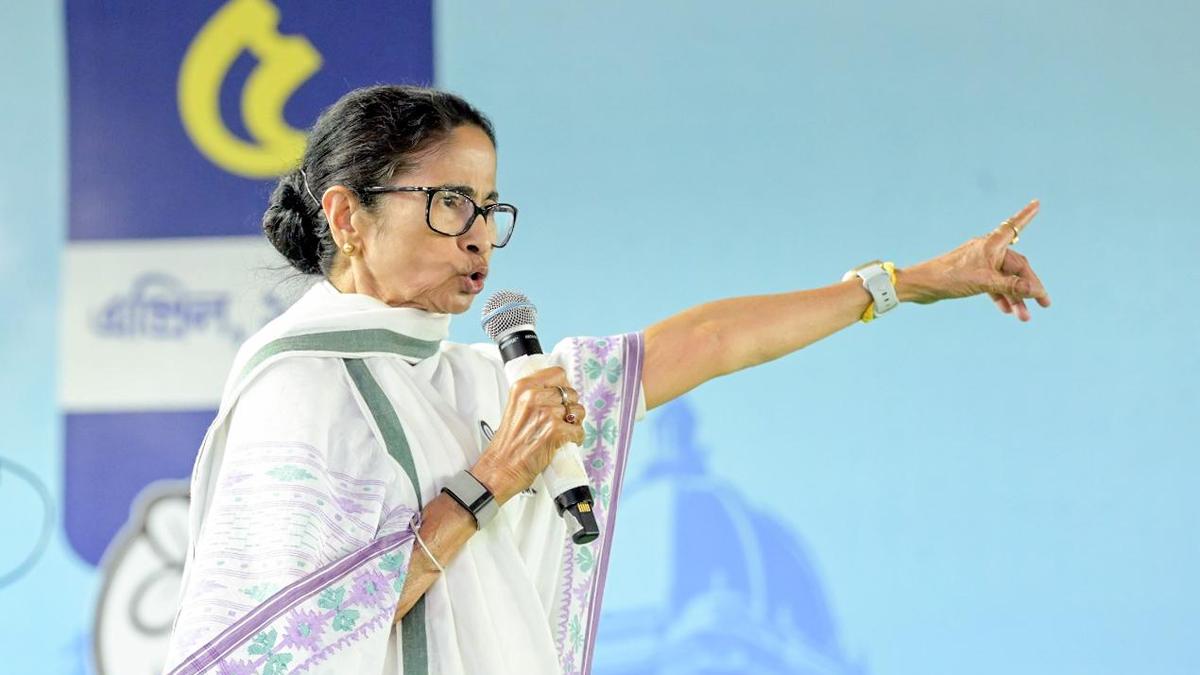 Trinamool plans Mamata's nomination filing in Bhabanipur on April 7 as pluralist show to counter BJP