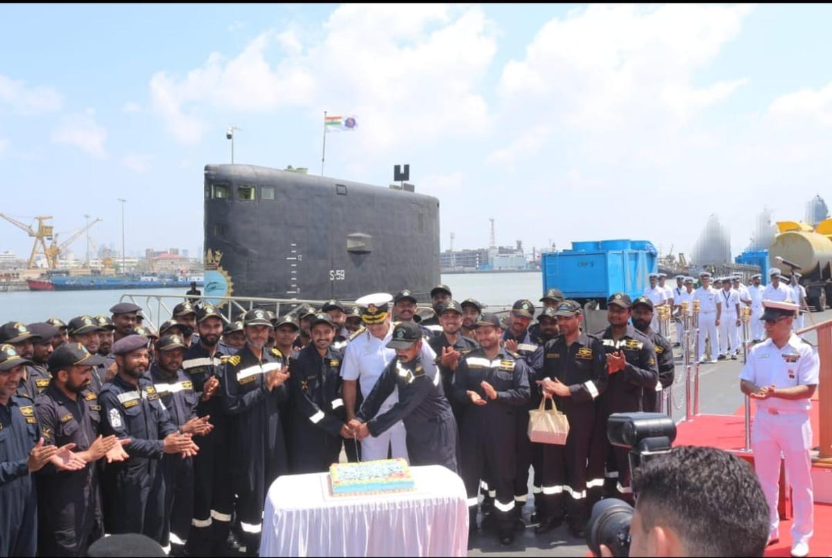 Kilo-klasse ubåt INS Sindhuratna når India etter større ombygging i Russland