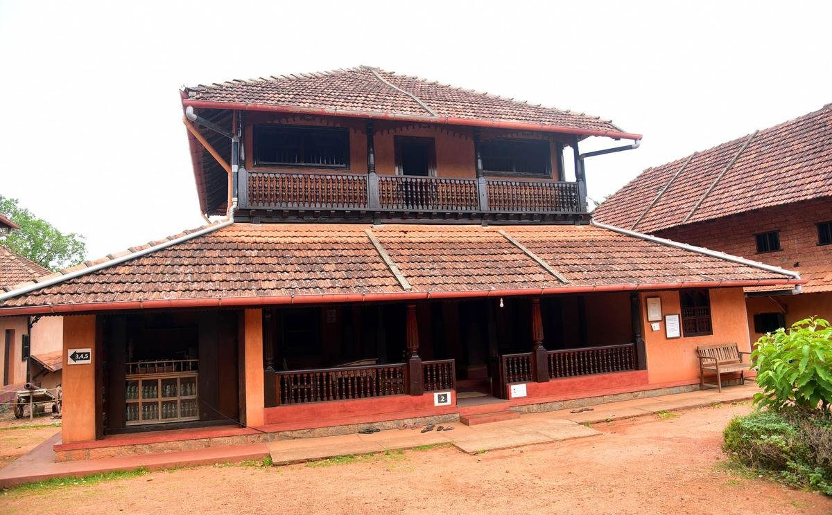 Sringeri House reconstructed at the Hasta Shilpa Heritage Village Museum in Manipal Sringeri House reconstructed at the Hasta Shilpa Heritage Village Museum in Manipal