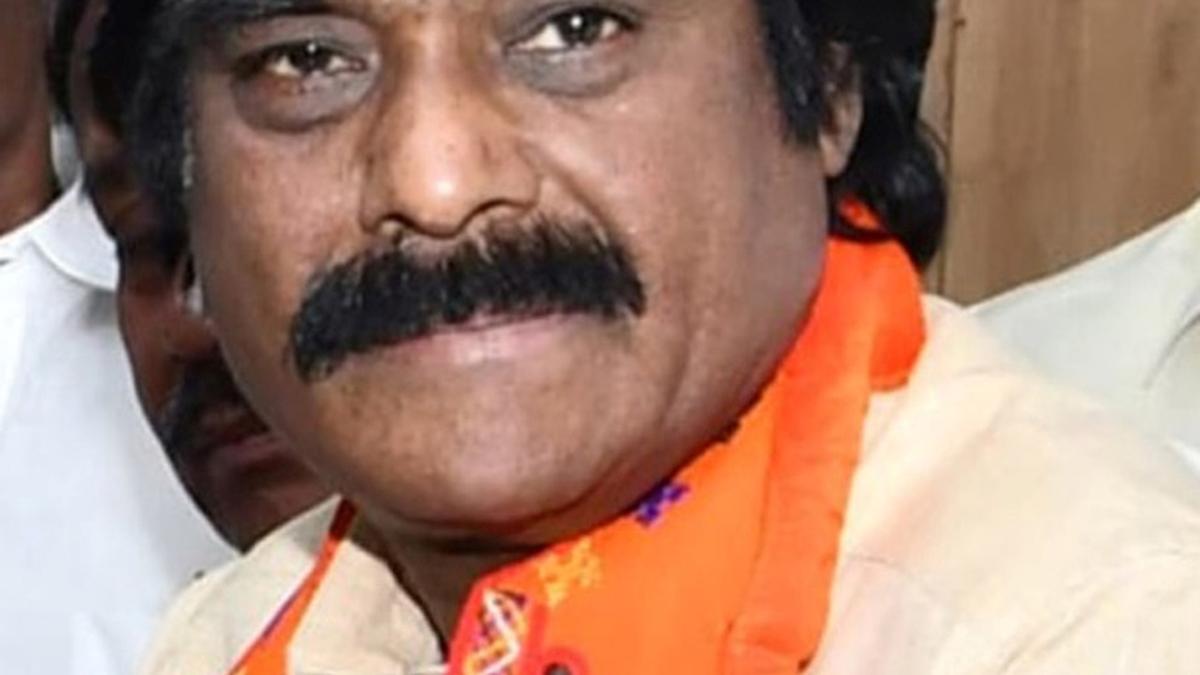 https://th-i.thgim.com/public/incoming/3cjbas/article70053957.ece/alternates/LANDSCAPE_1200/10217_25_3_2024_17_31_54_1_DEVANATHANYADAV.JPG