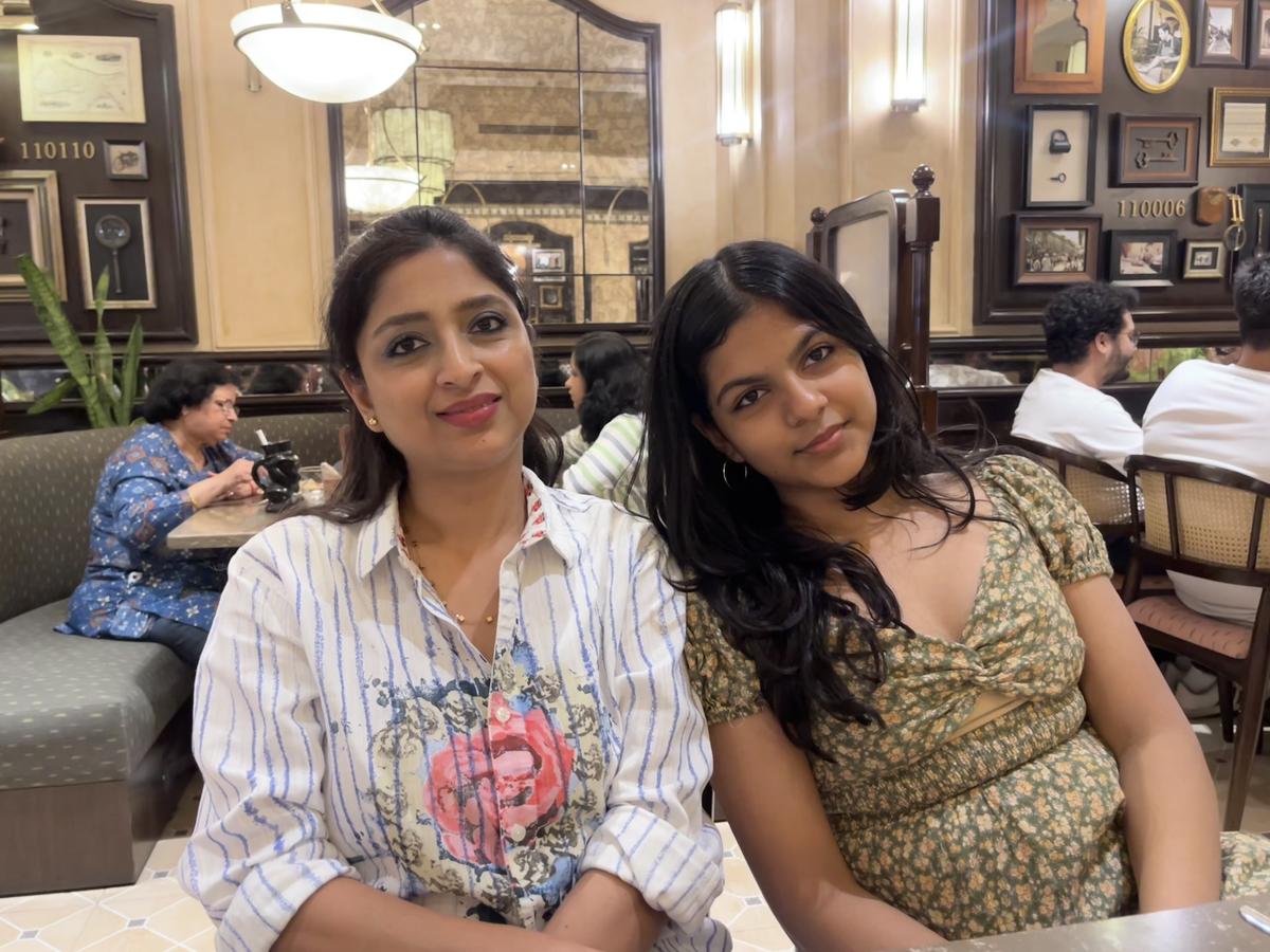 Aahana Jain (right) with her mother Aanchal Jain