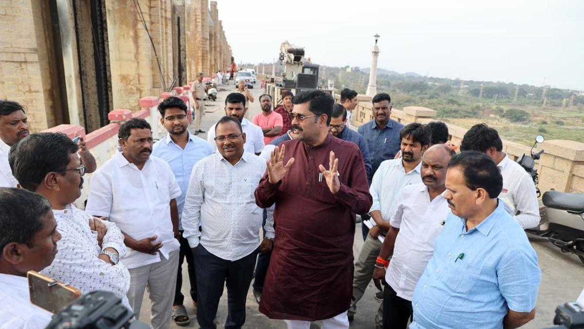 BJP assassinated Mahatma Gandhi for second time by changing MGNREGA name, says Karnataka Minister Shivraj Tangadagi