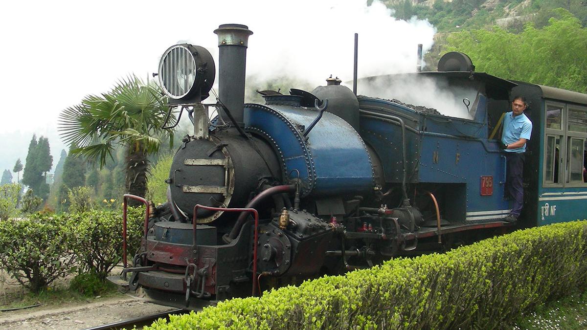 Few takers NF Railway cancels some Darjeeling ‘toy trains’ The Hindu
