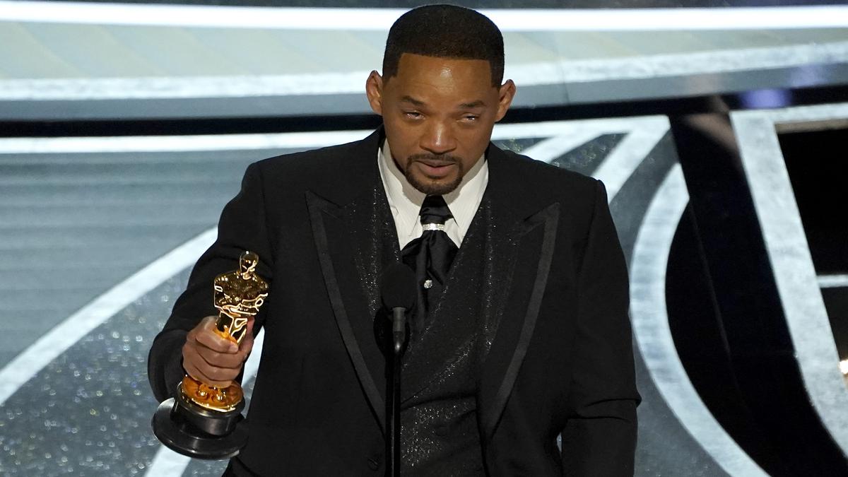 Will Smith gets 10-year Oscars ban over Chris Rock slap