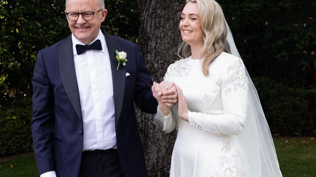 Anthony Albanese becomes first ever Australian Prime Minister to marry in office