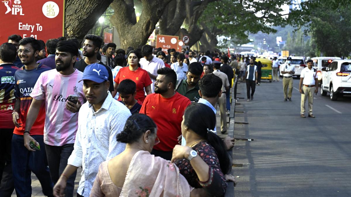 Woman security guard duped of ₹52,500 in fake IPL ticket scam