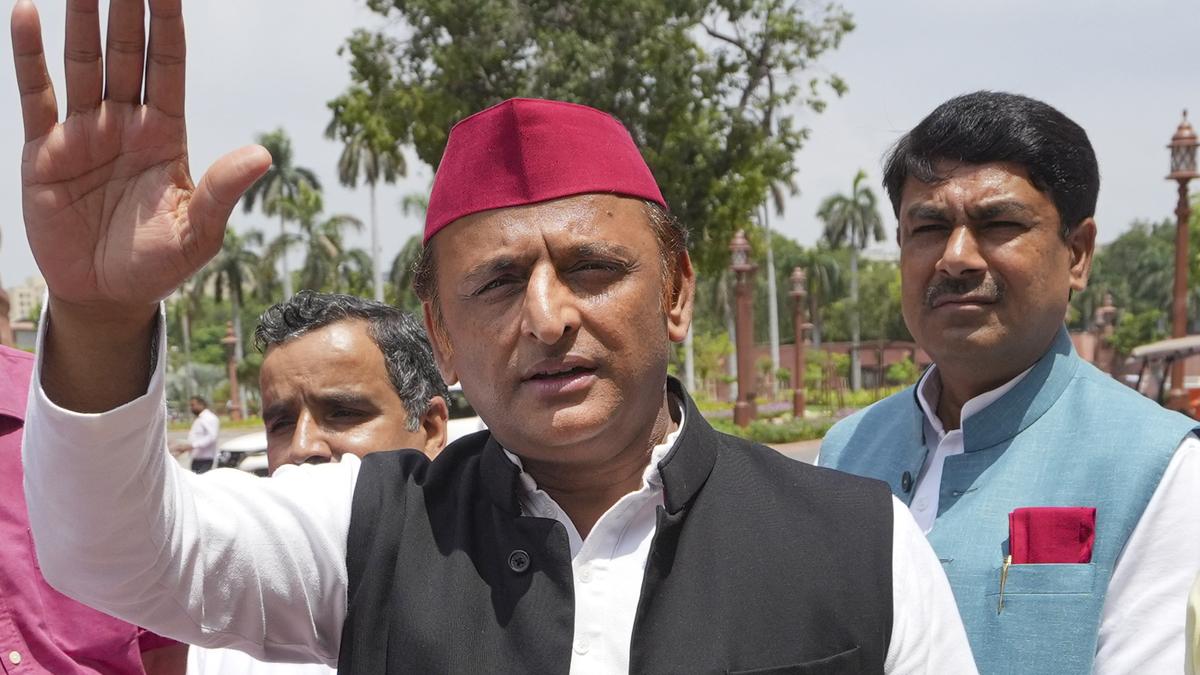 Not offended by remarks made by someone on his way out: Akhilesh Yadav attacks Yogi Adityanath