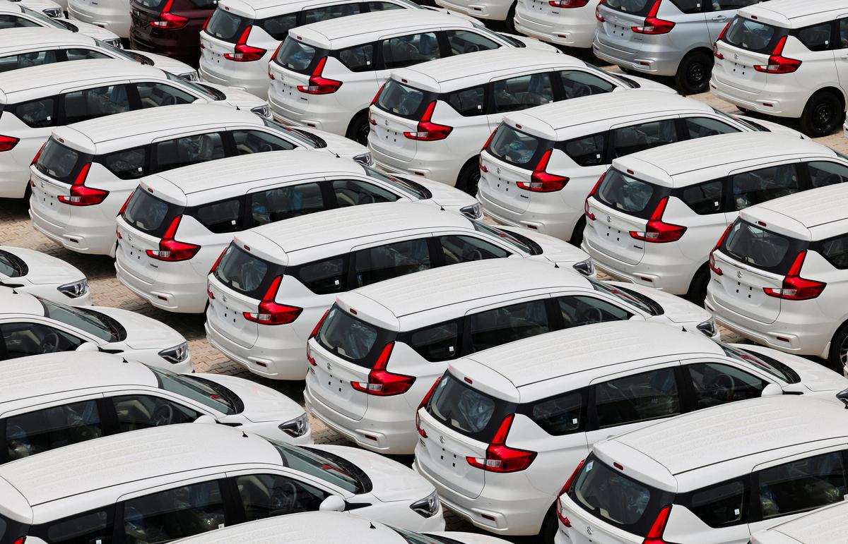 thehindu.com - Lalatendu Mishra - November 2025 auto retail sales rise 2.14% YoY as sales momentum continues