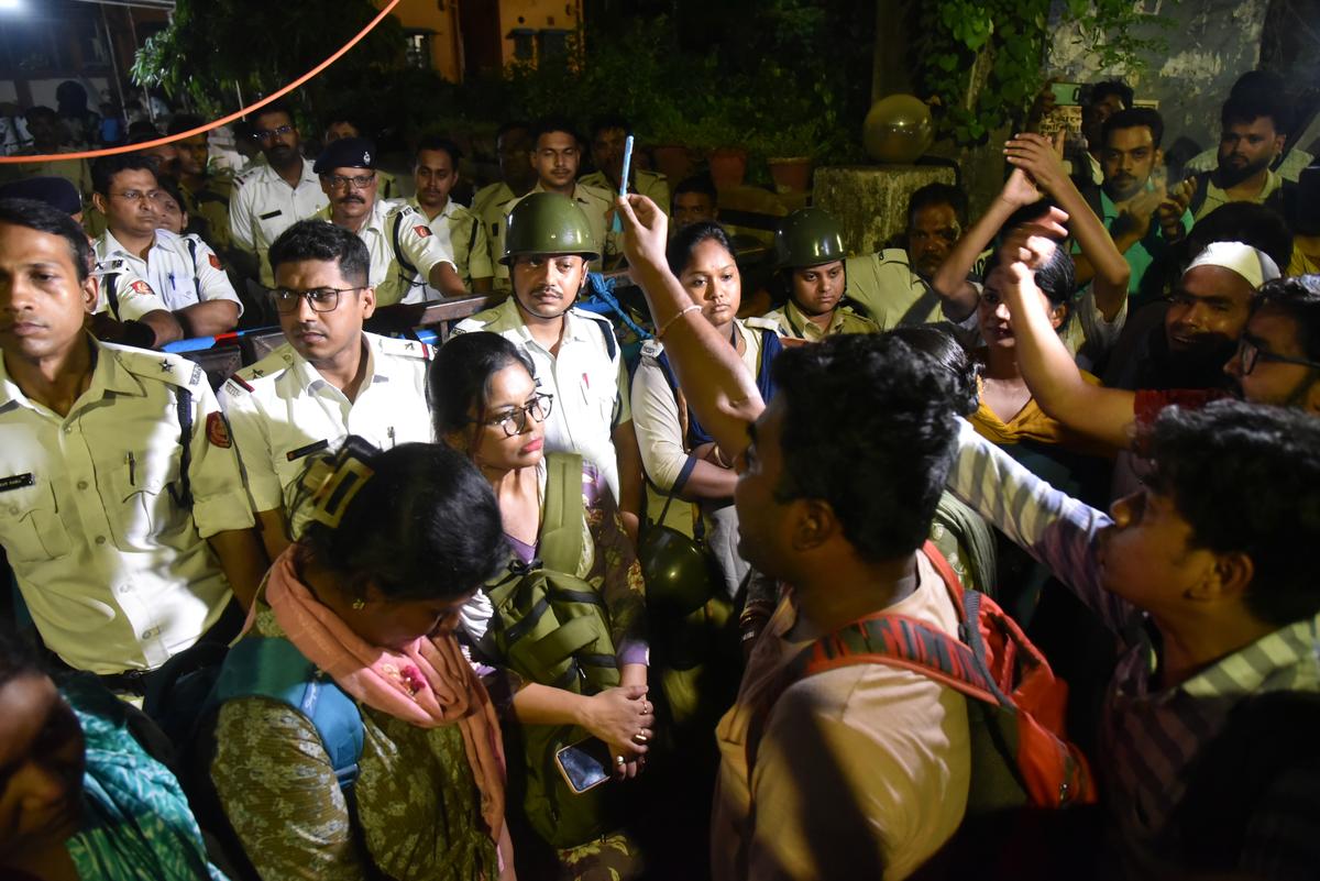 Teachers dig in their heels outside Bengal school commission office 