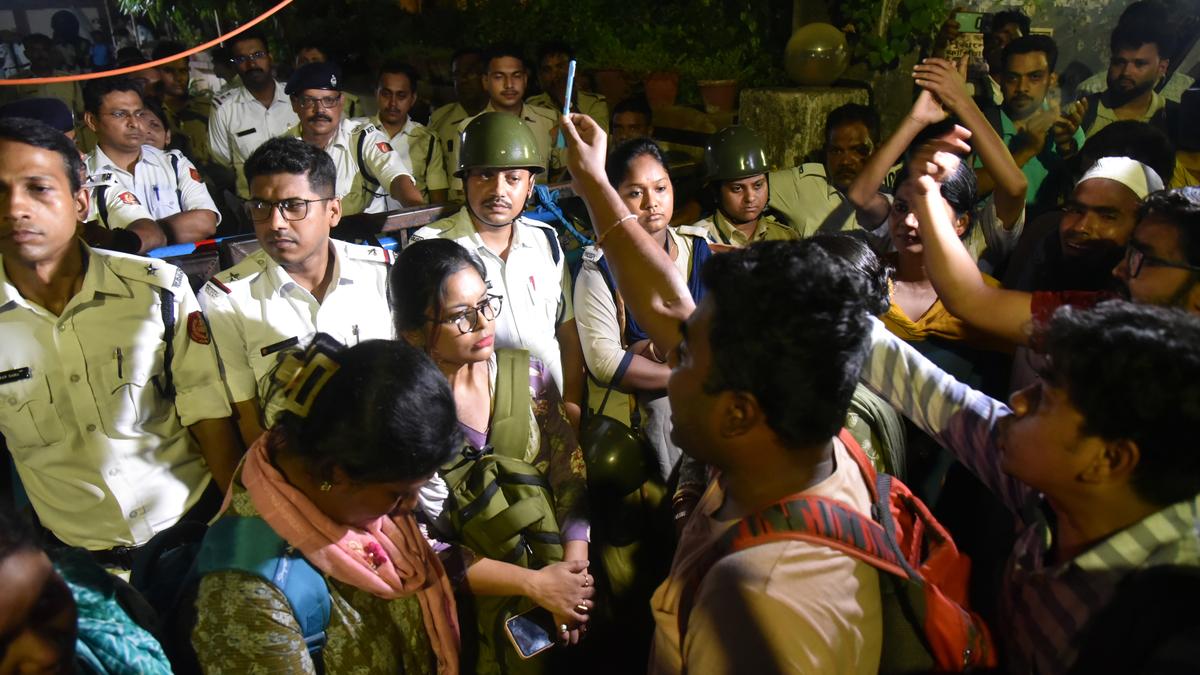 Teachers dig in their heels outside Bengal school commission office